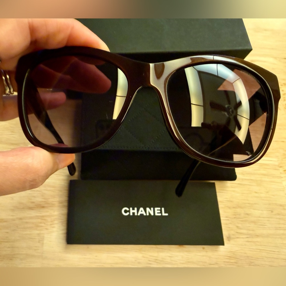 CHANEL Iridescent Red Bordeaux Sunglasses